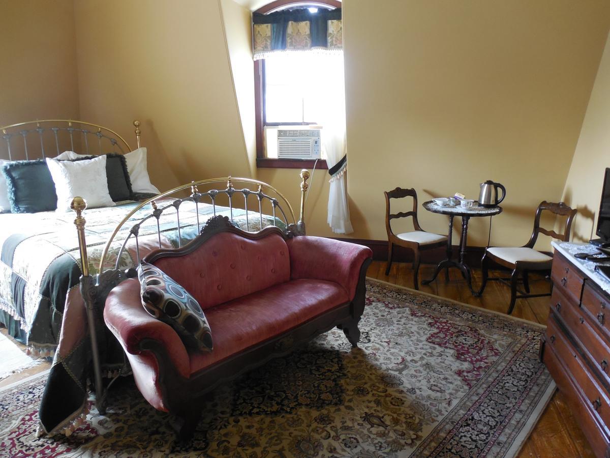 Proctor Mansion Inn Wrentham Exteriör bild