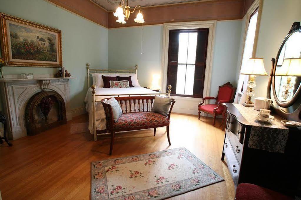 Proctor Mansion Inn Wrentham Exteriör bild
